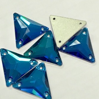 3069 Triangle Blue Zircon