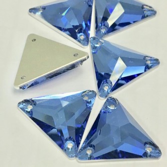 3069 Triangle Light Sapphire 