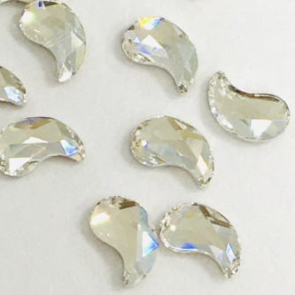2364 Paislay X Crystal (001)